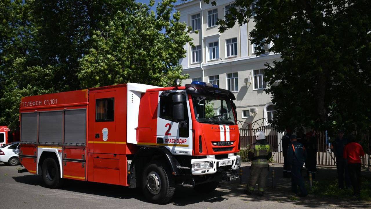 В Краснодаре возбудили дело после срыва кровли школы, где пострадали 12  детей — Деловая Газета.Юг