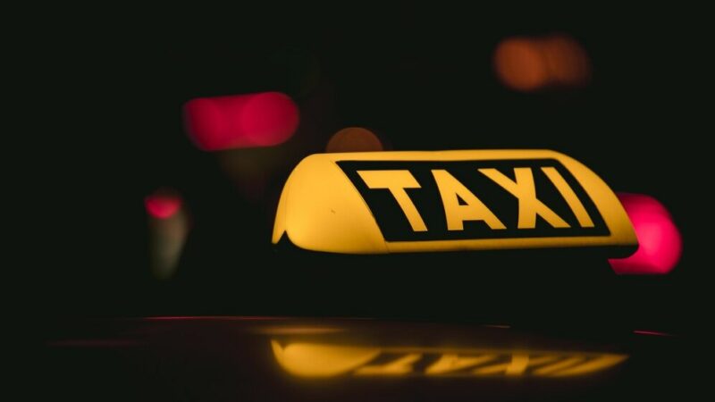 На Кубани стоимость проезда в такси с начала 2024 г. подорожала на 27%