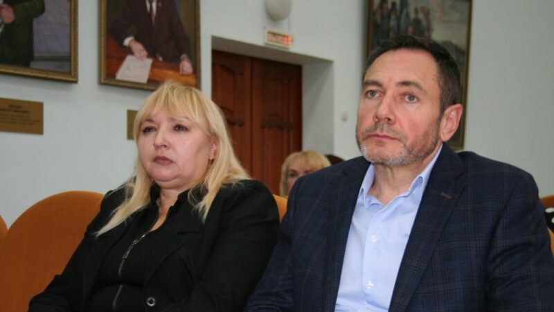 Приют для 141 бездомного построит в Новочеркасске «Глория Джинс»