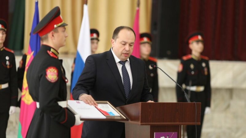 Юрий Шулико вступил в должность главы Ленинградского муниципального округа
