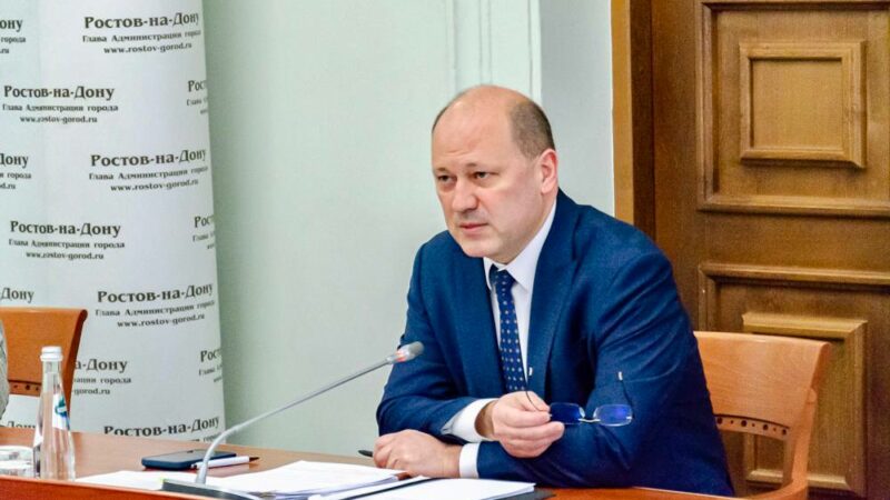 Глава Ростова протестирует уборку улиц на «пилотных» управляющих компаниях