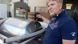 В Ассоциации виноградарей и виноделов России в курсе проблем донских виноделов