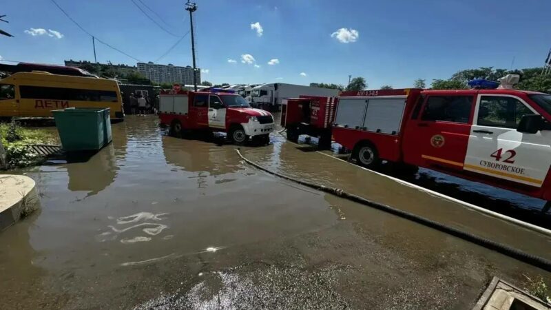 В Краснодаре за день поступило 45 сообщений о подтоплении придомовых территорий