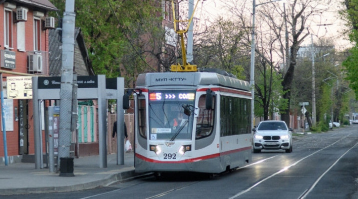 Стоимость проезда в муниципальном транспорте Краснодара повысят до 40 рублей